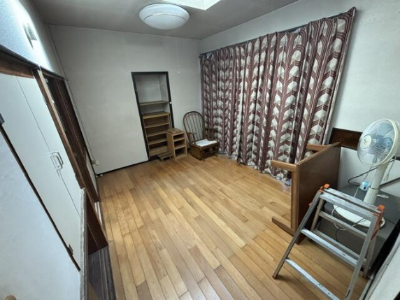 清水区駒越西２丁目 空き家・中古戸建 現況写真 2枚目