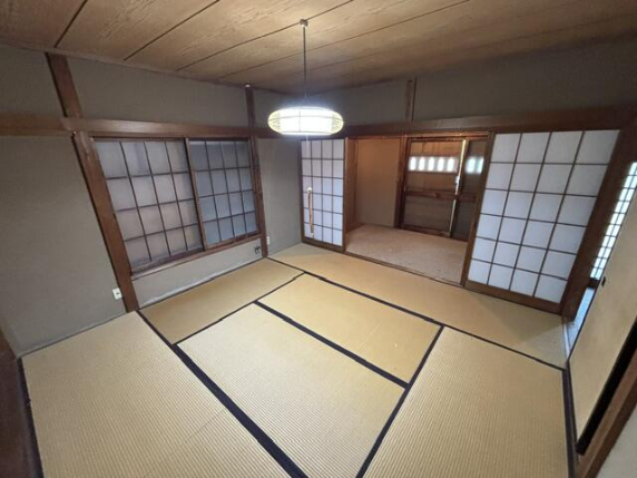 焼津市すみれ台１丁目 空き家・中古戸建 現況写真 4枚目
