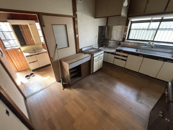焼津市すみれ台１丁目 空き家・中古戸建 現況写真 5枚目