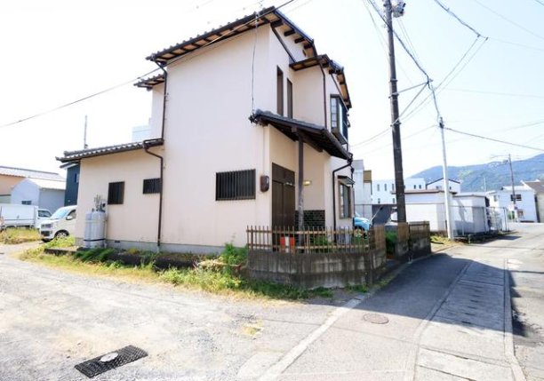 葵区山崎2丁目 空き家・中古戸建 現況写真 2枚目