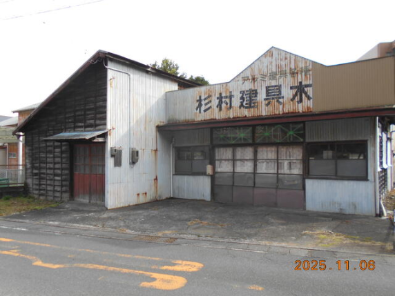 藤枝市藤枝5丁目 空き家・中古戸建 現況写真 2枚目