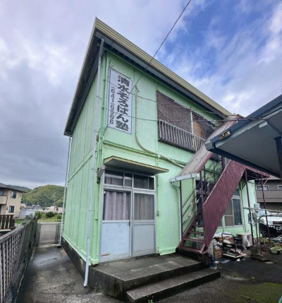 藤枝市藤岡2丁目 空き家・中古戸建 現況写真 3枚目